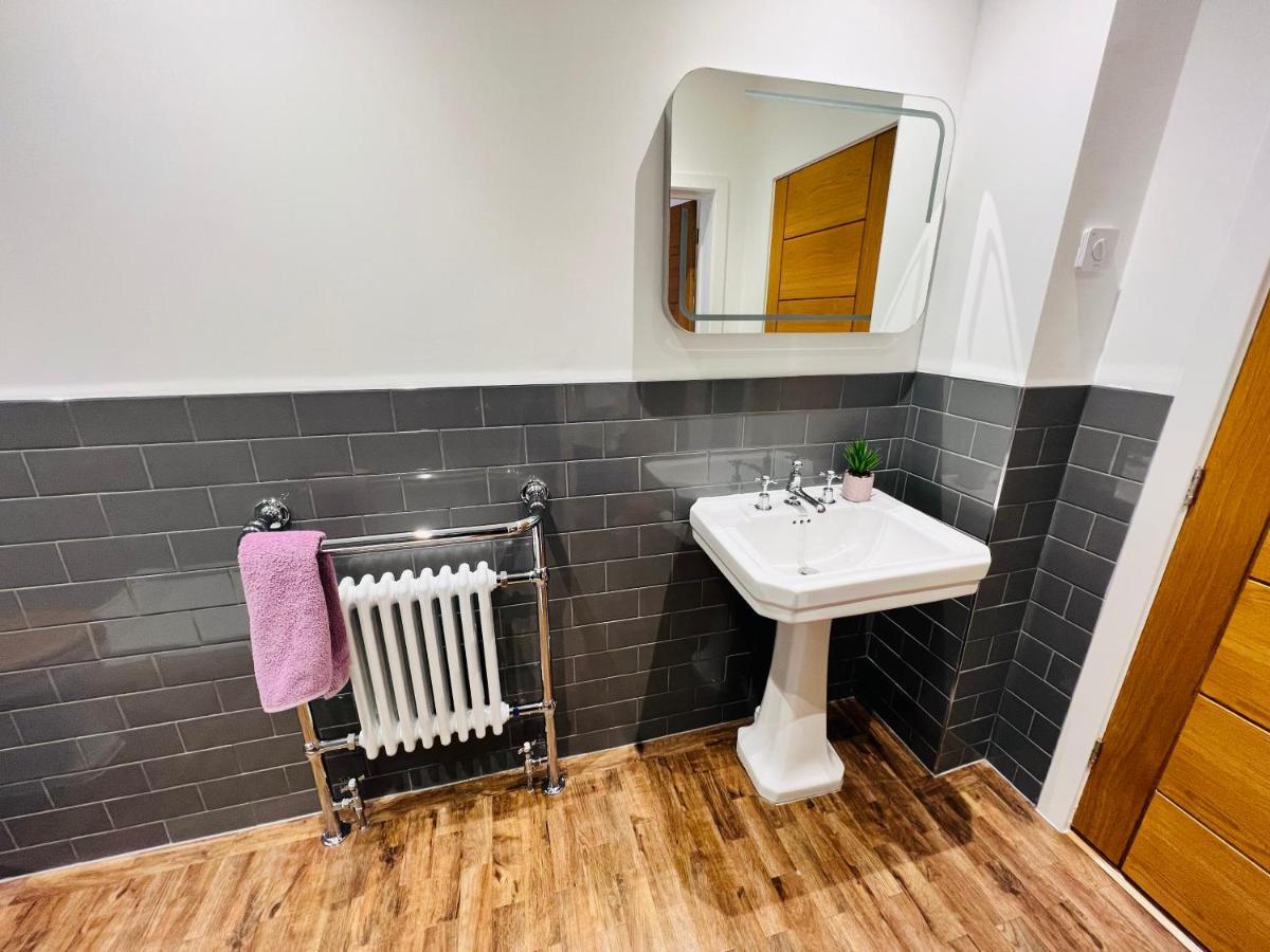 Lavender Retreat Bed & Breakfast Wrexham Dış mekan fotoğraf
