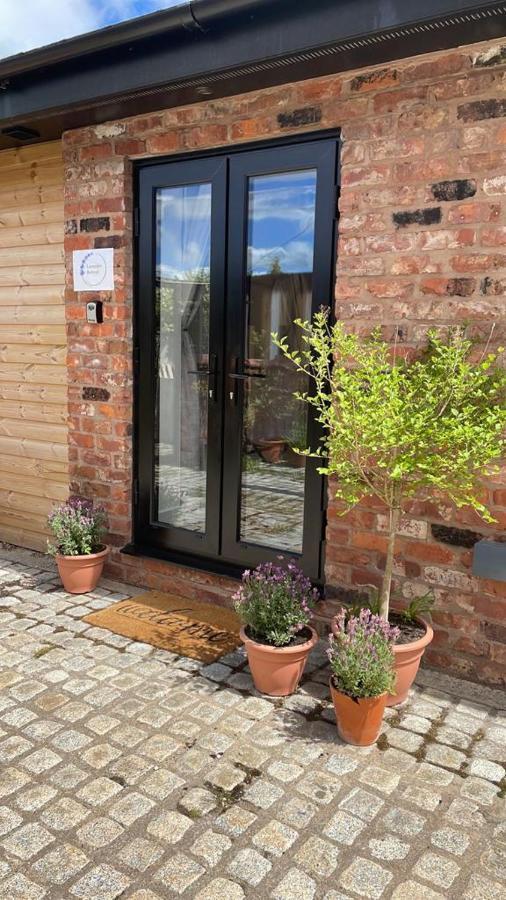 Lavender Retreat Bed & Breakfast Wrexham Dış mekan fotoğraf